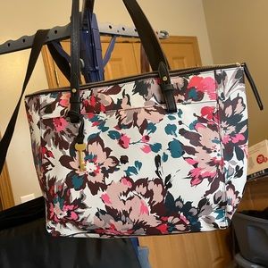 Fossil tote